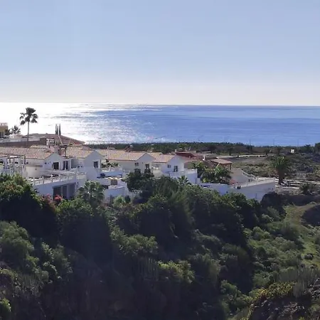 Apartamento Sunny Duplex With Sea View Of The Scenic Gorge