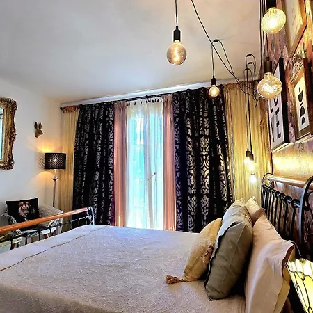 Sunny Duplex With Sea View Of The Scenic Gorge