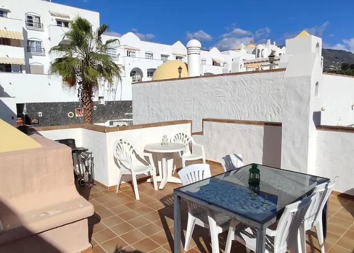 Sunny Duplex With Sea View Of The Scenic Gorge Апартаменты *