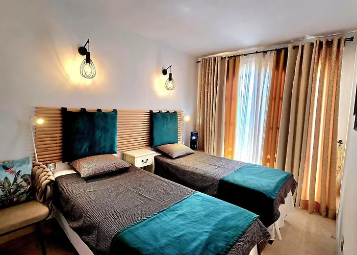 Апартаменты Sunny Duplex With Sea View Of The Scenic Gorge Кальяо-Сальвахе